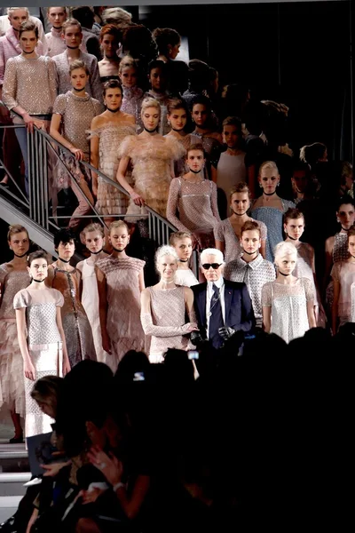Look 67